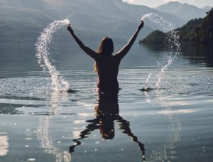 不倫がやめられない苦しさの正体とは？やめようと決意しても気持ちが戻ってしまう原因と乗り越え方