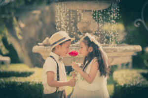 いとこ婚の現実！メリットとデメリット・従兄弟と結ばれるなら覚悟する事＆いとこ同士で結婚した有名人