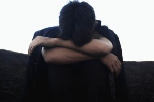 嫉妬深い彼氏って実は愛情とは違う？嫉妬してしまう理由＆愛が重い時の対処法