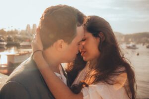 キスの相性は男性にとって超大切！キスを重要視する心理と「相性が良い！」と感じるキス＆長いキスをする男性の特徴