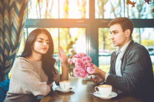 好きじゃない人からの好意を知ったらどう対応したらいい？好意を受けやすい人の共通点と対処方法＆上手な断り方