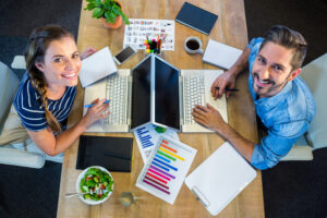 好きな人への態度はどうしたらいい？職場で男性が好きな女性に見せる脈ありサインと女性が好きな男性に可愛くアピールする方法＆やりすぎ注意なNG行動